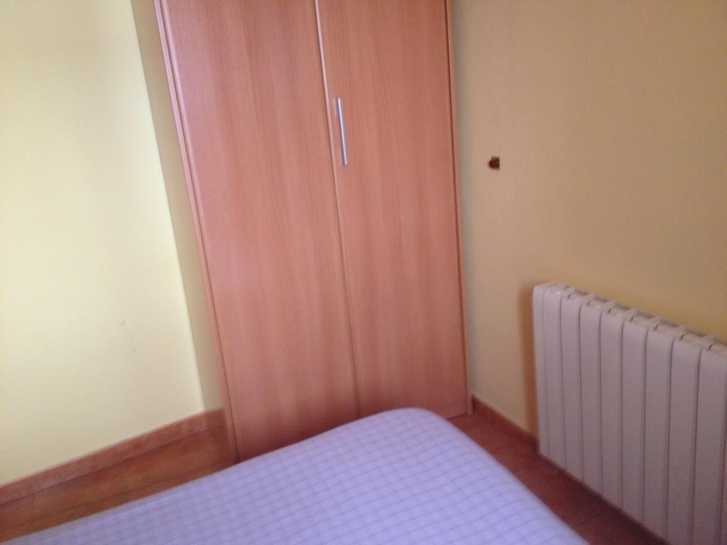 Apartaments La Fabrica Horta de Sant Joan Zimmer foto