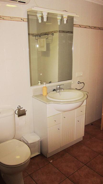 Apartaments La Fabrica Horta de Sant Joan Zimmer foto