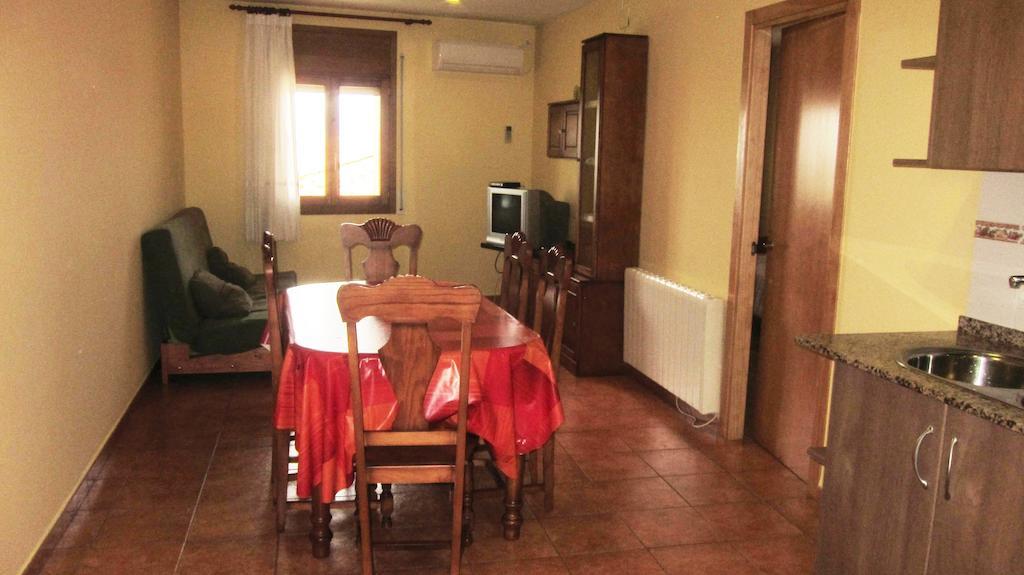 Apartaments La Fabrica Horta de Sant Joan Zimmer foto