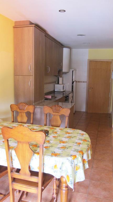 Apartaments La Fabrica Horta de Sant Joan Zimmer foto